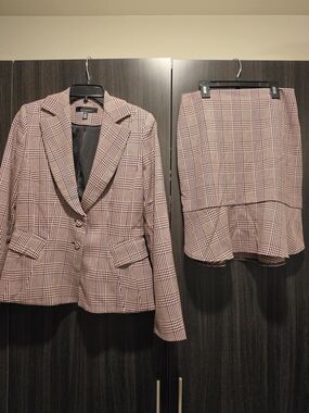 White House Black Market: Plaid Blazer & Skirt Set